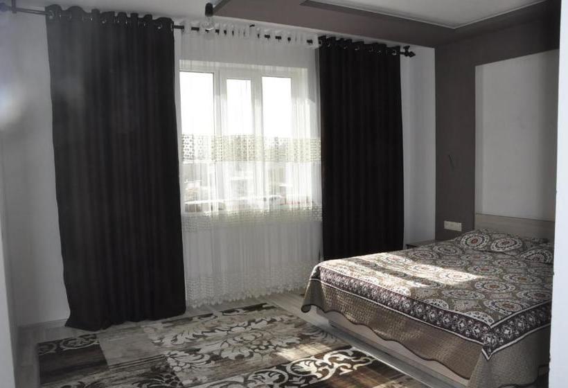 پانسیون Guest House Nur