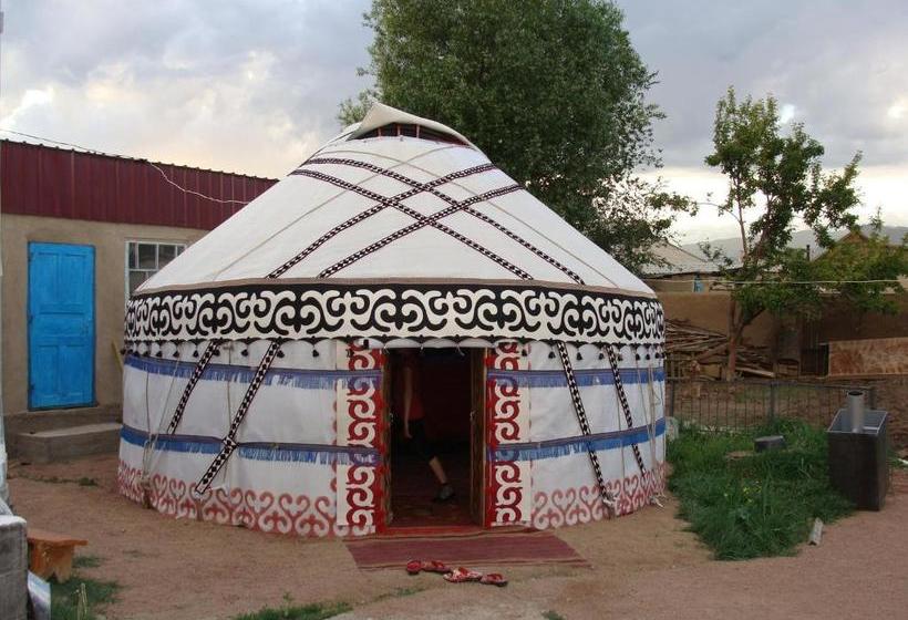 پانسیون Guest House Nur