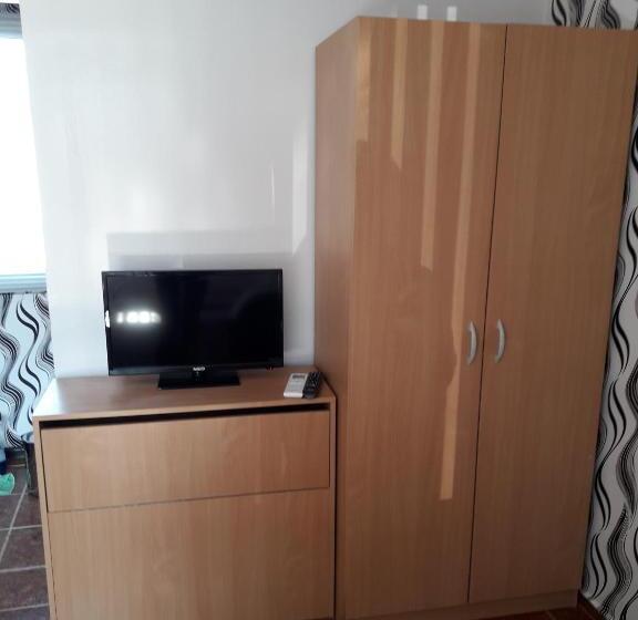 پانسیون Guest House Tedi