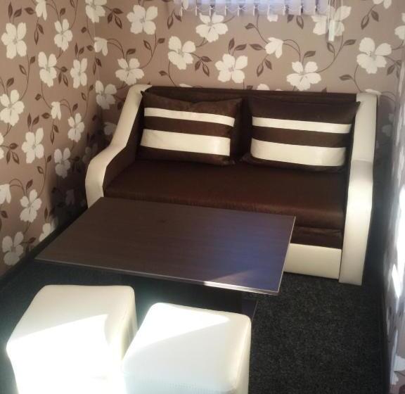 پانسیون Guest House Tedi