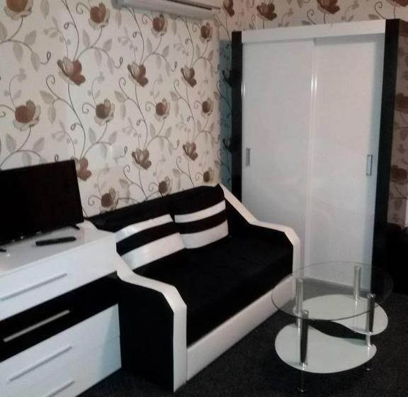 پانسیون Guest House Tedi