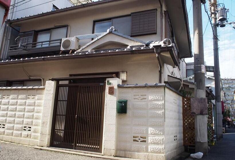 ペンション Guesthouse Ten Roku   Female Only