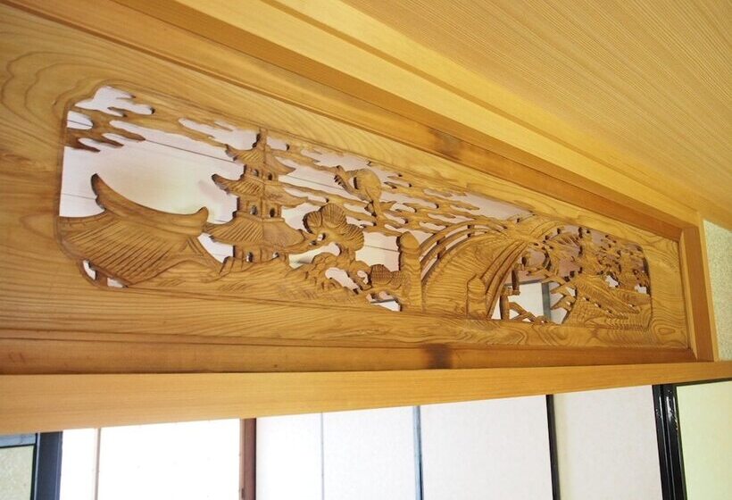 ペンション Guesthouse Ten Roku   Female Only