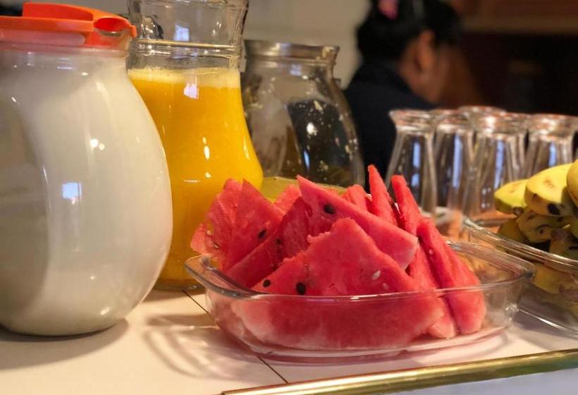 پانسیون Hostal Iskanwaya