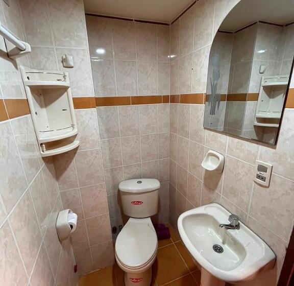 پانسیون Hostal Iskanwaya