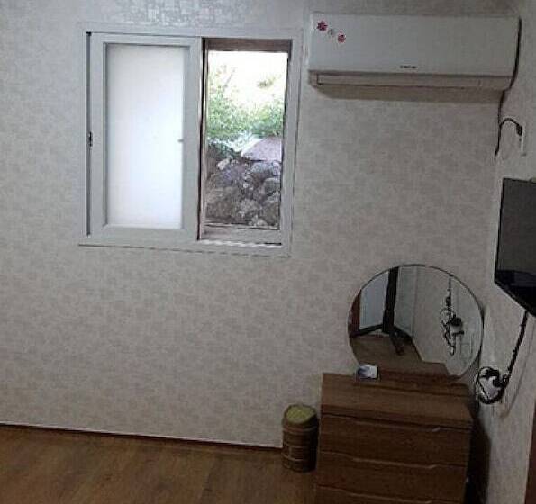 פנסיון Jeju Sunflower Guest House