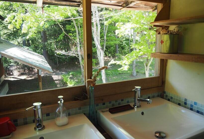 פנסיון Koya Backpackers