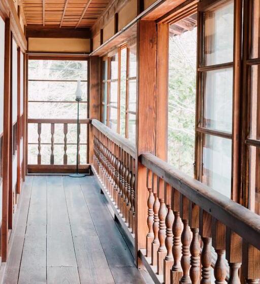 פנסיון Koya Backpackers