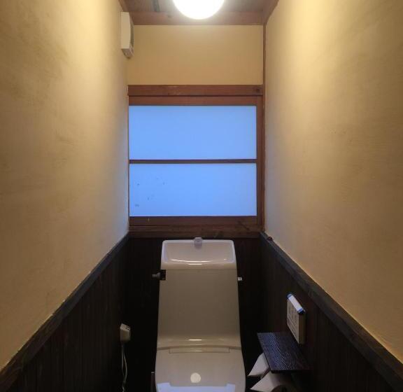 פנסיון Koya Backpackers