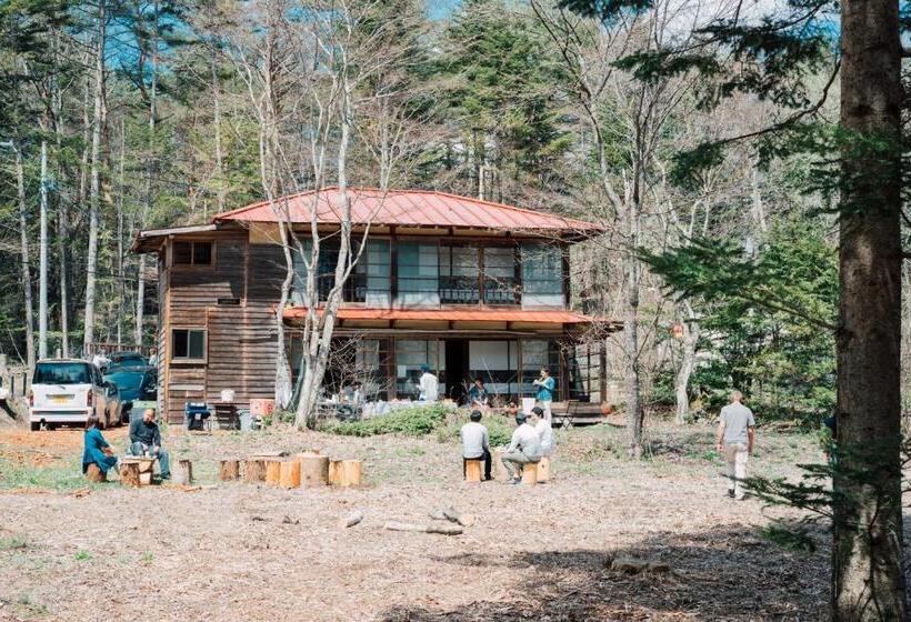 פנסיון Koya Backpackers