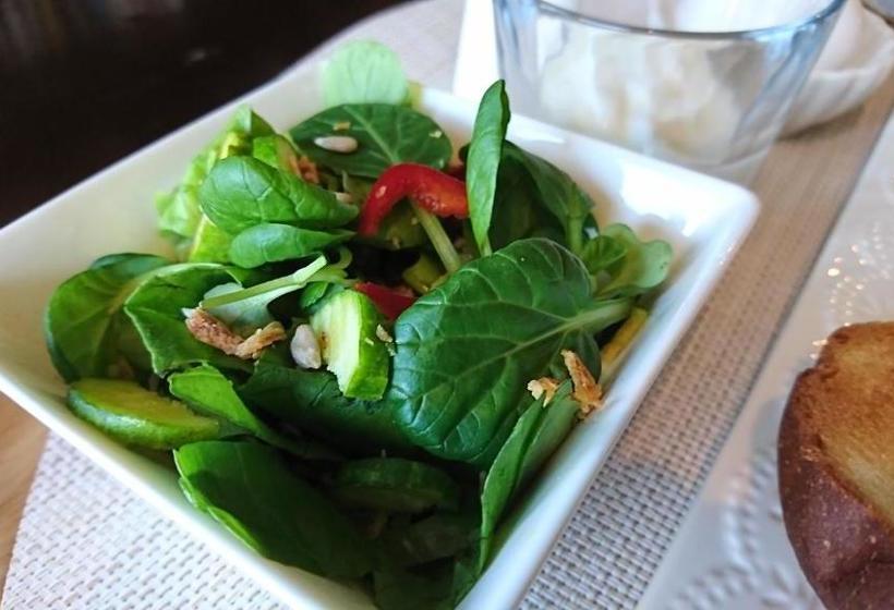 بنسيون Luna Inn