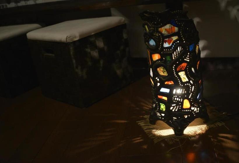 بنسيون Luna Inn