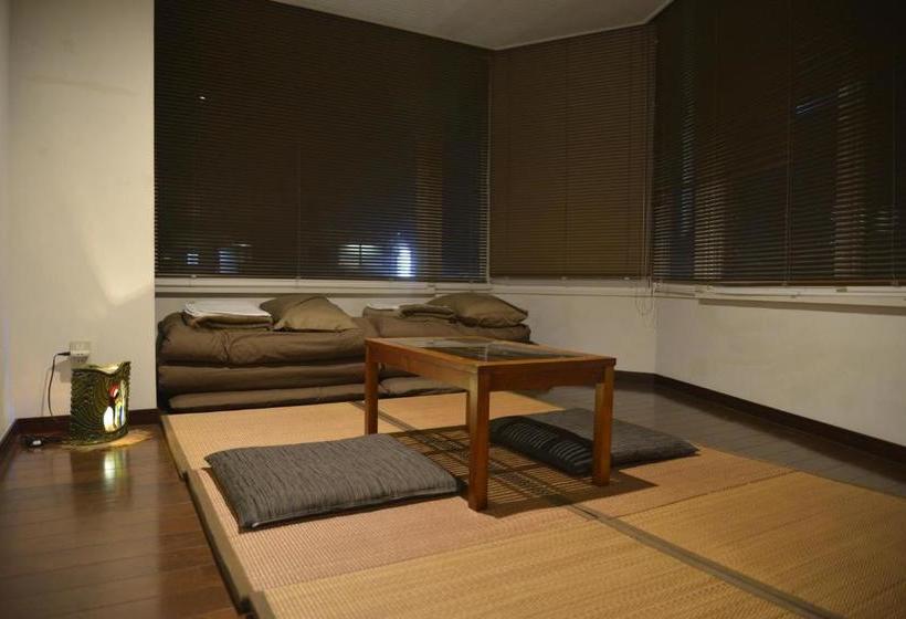 بنسيون Luna Inn