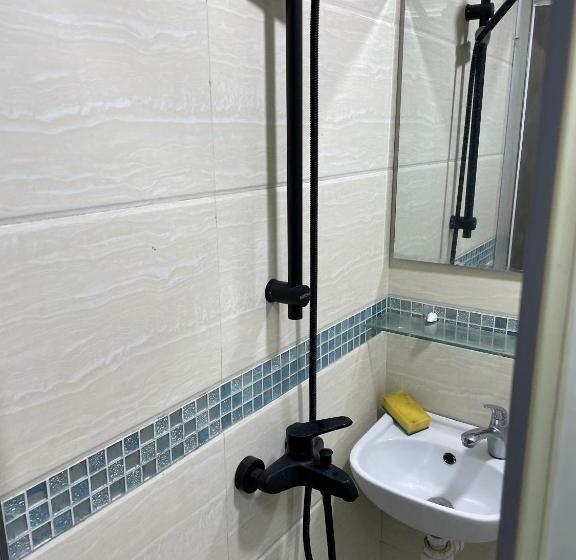 پانسیون Majestic 7 Guesthouse