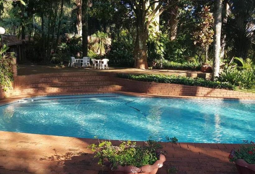 פנסיון Pecan Farm Guesthouse