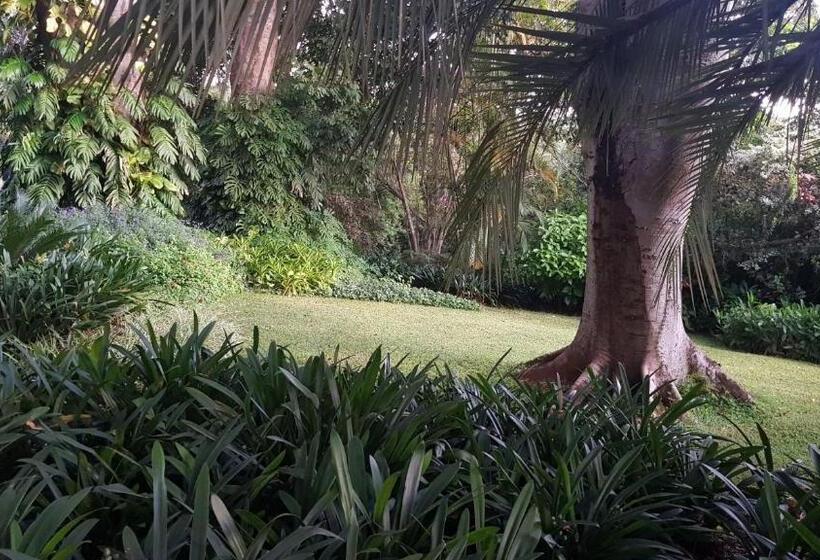 بنسيون Pecan Farm Guesthouse