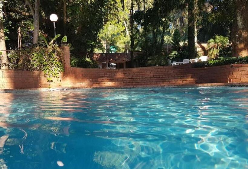 פנסיון Pecan Farm Guesthouse