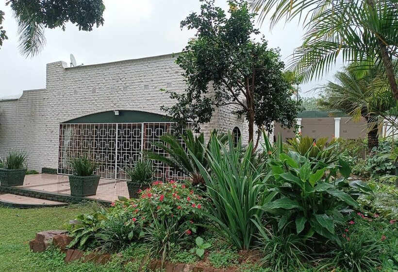 بنسيون Pecan Farm Guesthouse