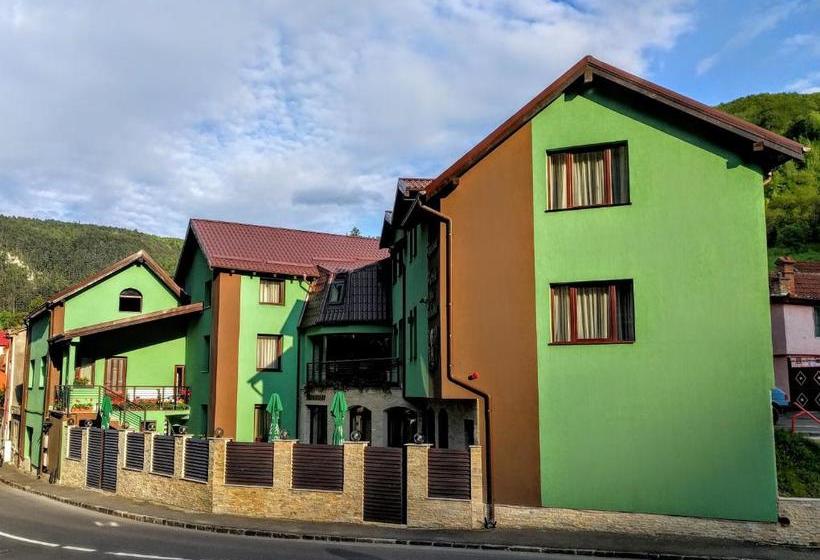 Пансион Pietrele Lui Solomon