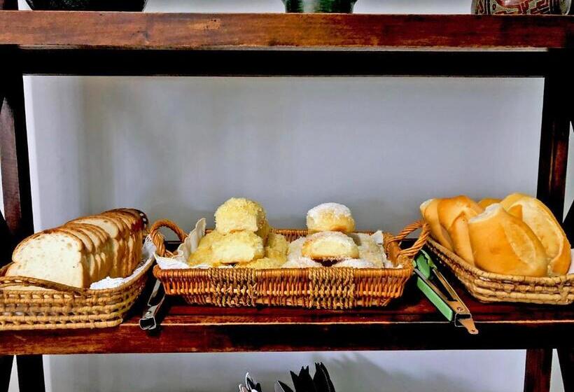 膳宿费 Pousada Anambé