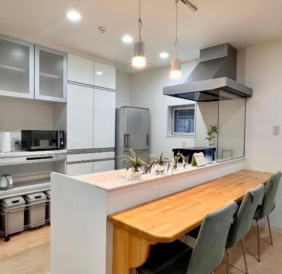 פנסיון Shima Stay Holoholo