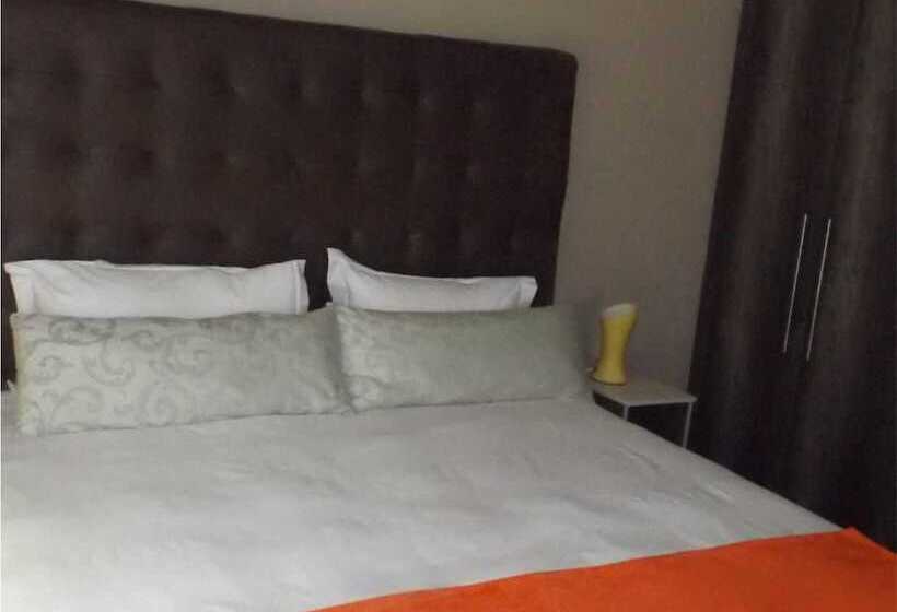 پانسیون Silver Plum Bnb