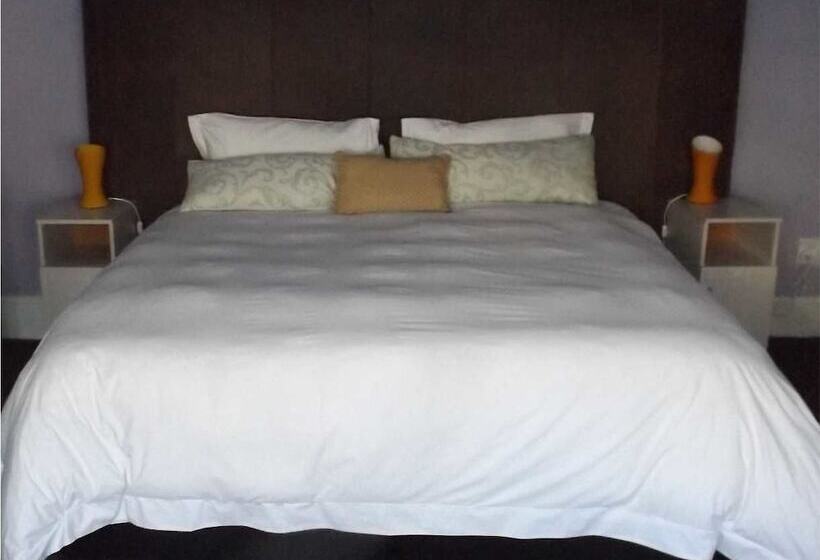 پانسیون Silver Plum Bnb