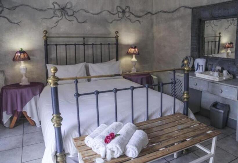 펜션 The Green Acorn Guest House