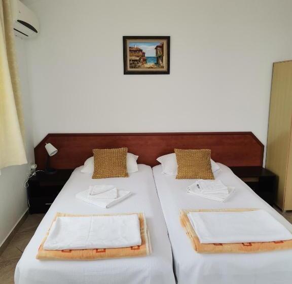 ペンション Villa Vesela