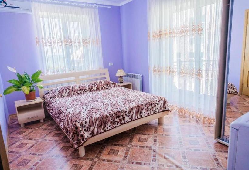 ユースホステル Guest House Naazove