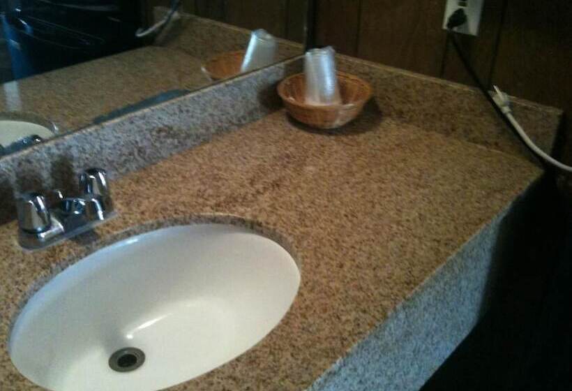 호스텔 Hill Country Inn