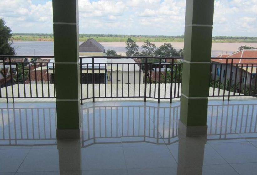 Schronisko Phalla Riverside