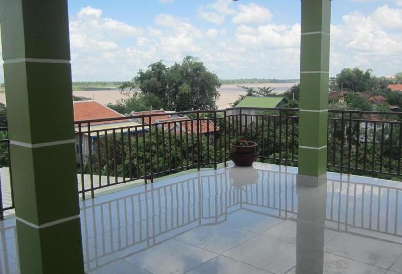 הוסטל Phalla Riverside