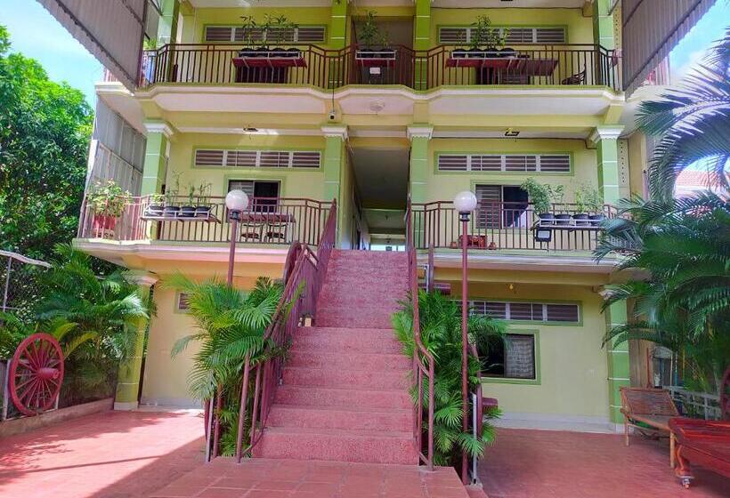 Schronisko Phalla Riverside