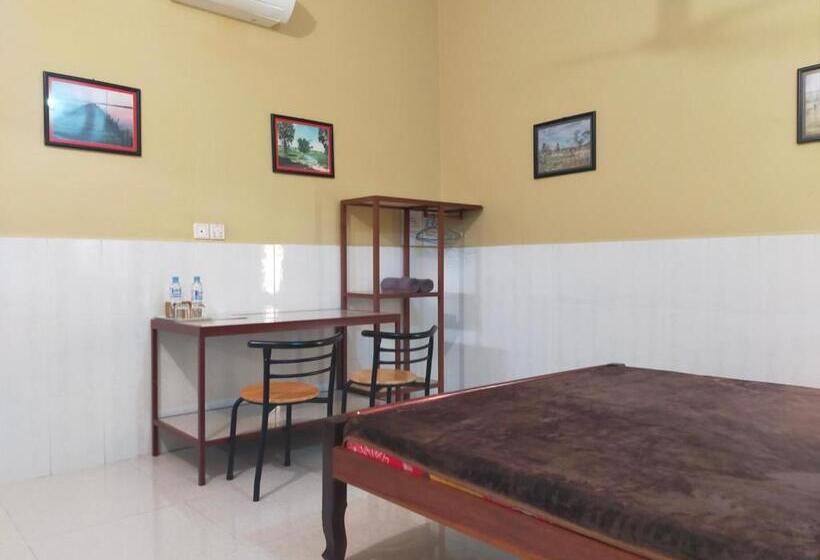 הוסטל Phalla Riverside