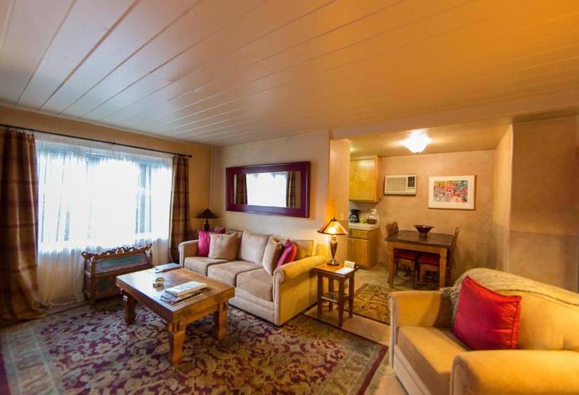 فندق صغير The Emerald Iguana Inn