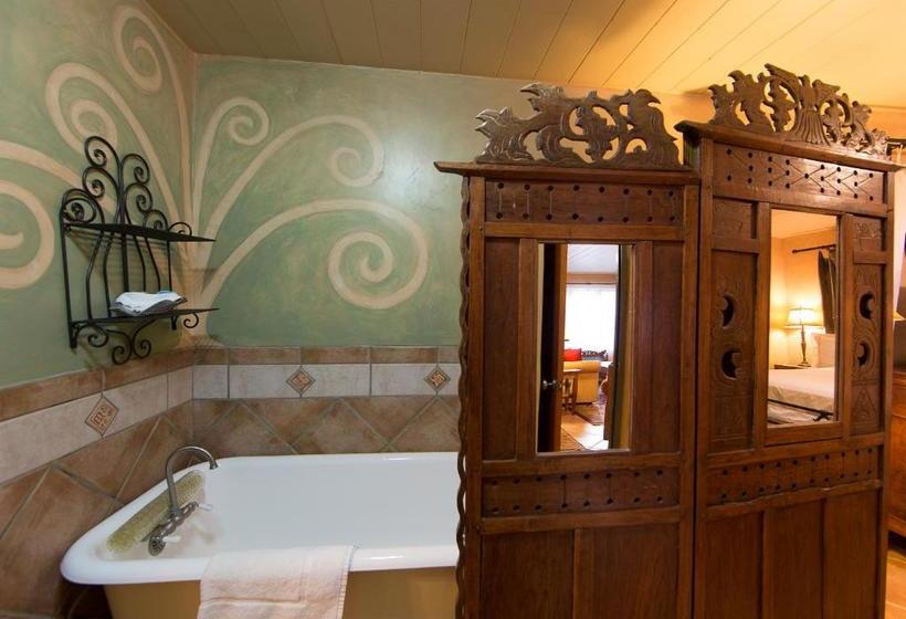 فندق صغير The Emerald Iguana Inn