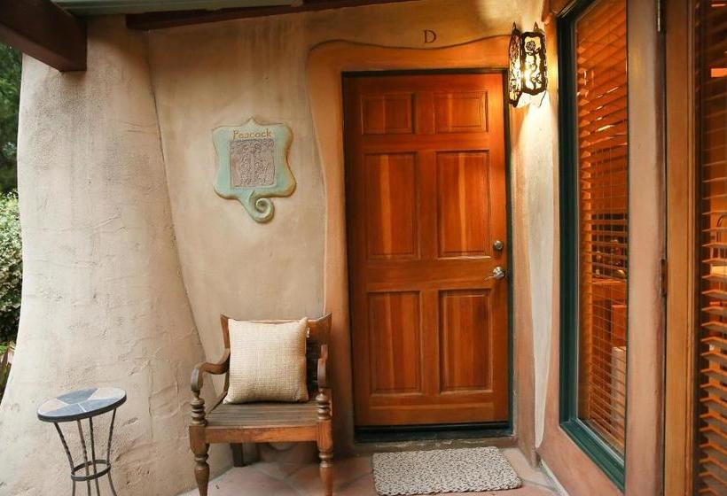 فندق صغير The Emerald Iguana Inn