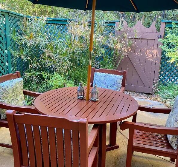 فندق صغير The Emerald Iguana Inn