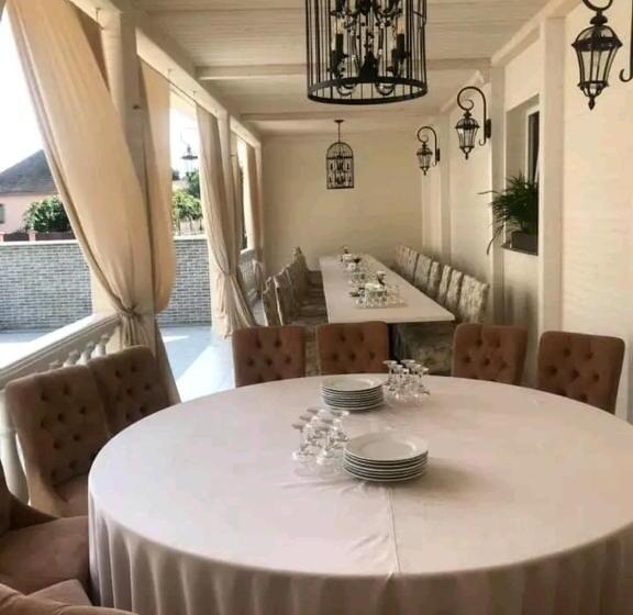 בית מלון כפרי And Restaurant Velure