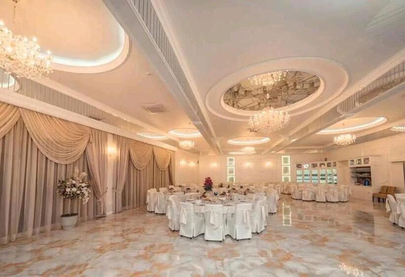 בית מלון כפרי And Restaurant Velure