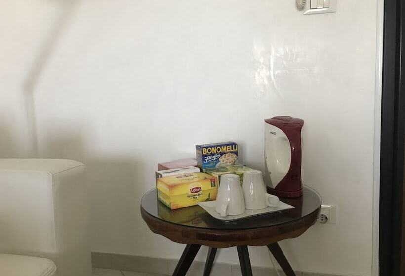 فندق Via Roma Suite