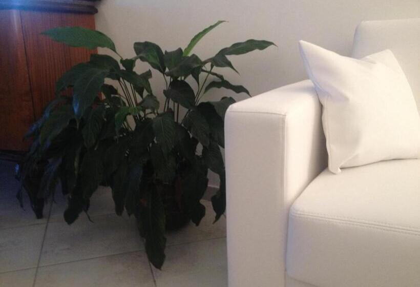 فندق Via Roma Suite