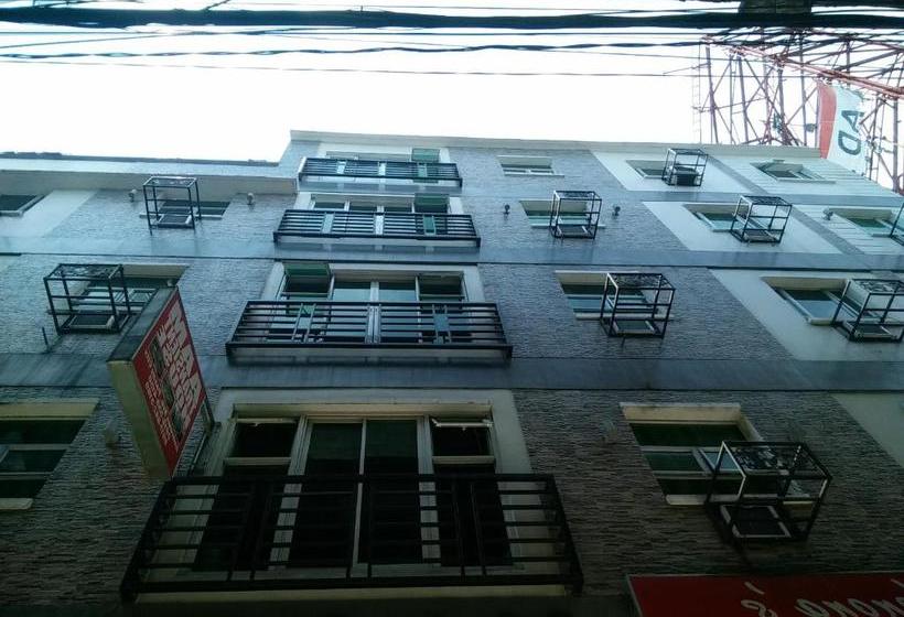 پانسیون Aam Transient And Guest House