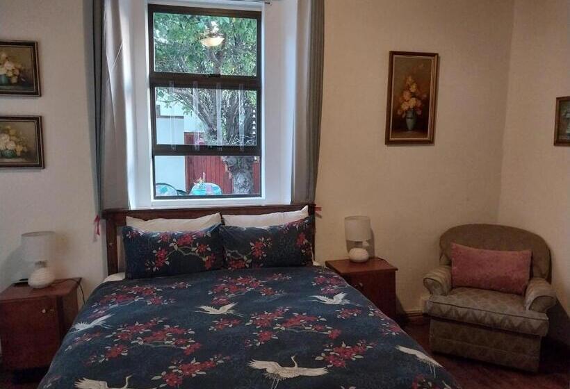 بنسيون Arnheim Guesthouse