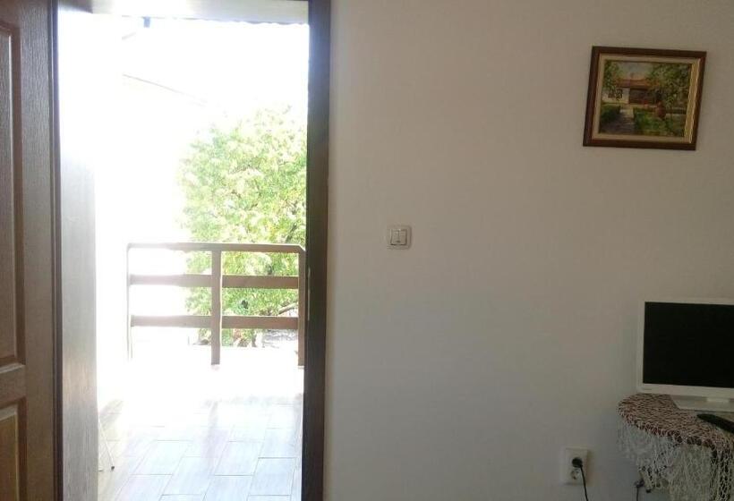 بنسيون Bobekova Kashta