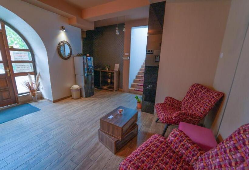 پانسیون Guest House Babilon