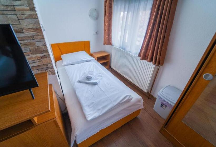 پانسیون Guest House Babilon