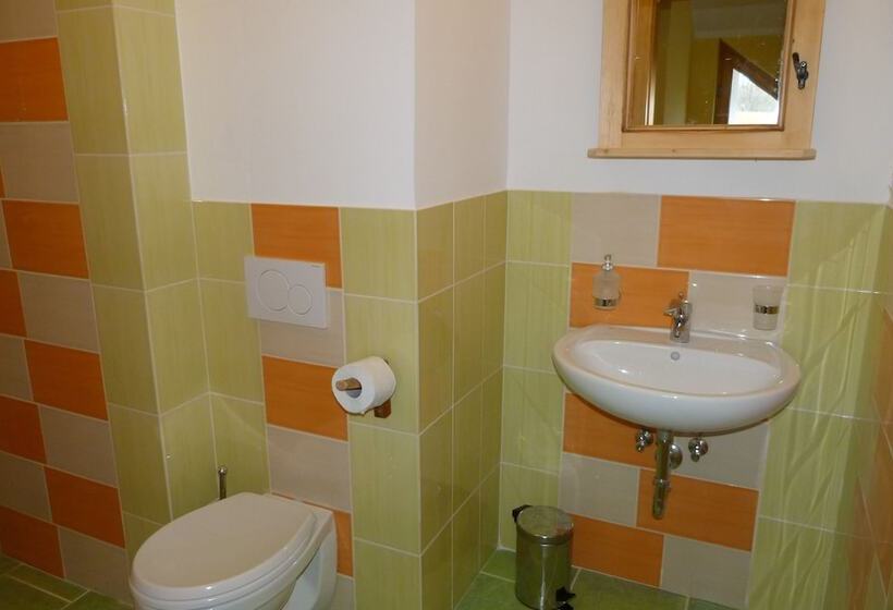 پانسیون Guest House Eco Vila Mila