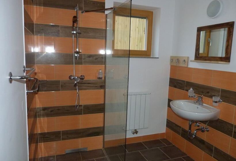 پانسیون Guest House Eco Vila Mila